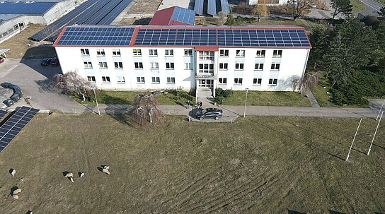 Gewerbeimmobilie an der Benndorfer Landstraße 2 in Delitzsch (Luftaufnahme)