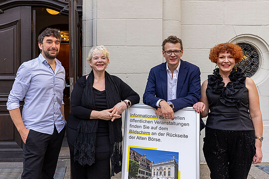 Impressionen von "Wirtschaft trifft Kultur" am 23.05.24 mit Pascal von Wroblewsky und dem Lora Kostina Trio