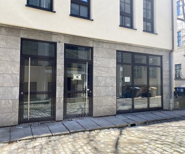 Außen Schaufensterfront