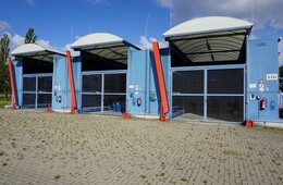 Bitterfeld-Wolfen, Sensientstraße 3: Halle Außenansicht