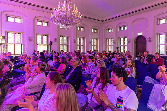 Impressionen von "Wirtschaft trifft Kultur" am 23.05.24 mit Pascal von Wroblewsky und dem Lora Kostina Trio