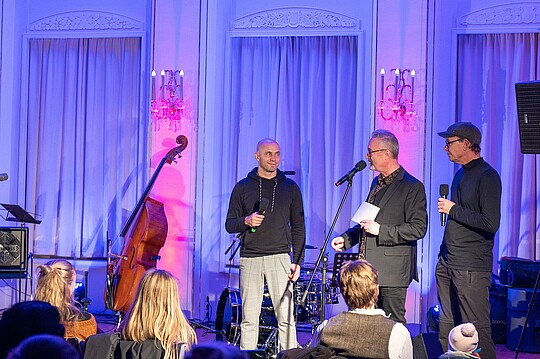 Wirtschaft trifft Kultur: Impressionen vom Konzert der LAMETTA FIVE in der Alten Börse am 30.11.2023. Bild erstellt von Hermann Hertrampf.