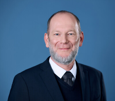 Dr. Gert Ziener