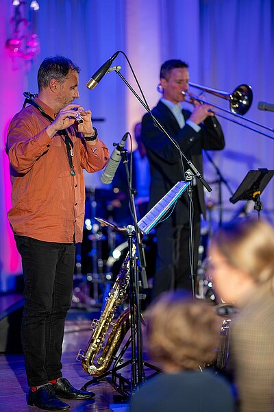 Wirtschaft trifft Kultur: Impressionen vom Konzert der LAMETTA FIVE in der Alten Börse am 30.11.2023. Bild erstellt von Hermann Hertrampf.