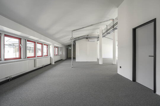 Bürofläche 6. Obergeschoss im Hinterhaus