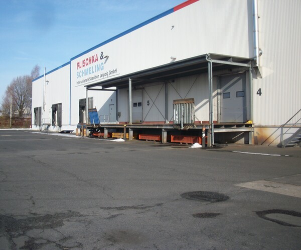 Grimma, Zum Gewerbegebiet 3: Halle Außenansicht