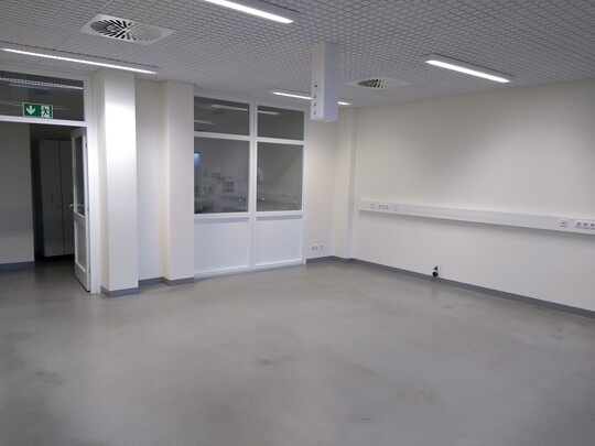 Laborfläche unmöbliert