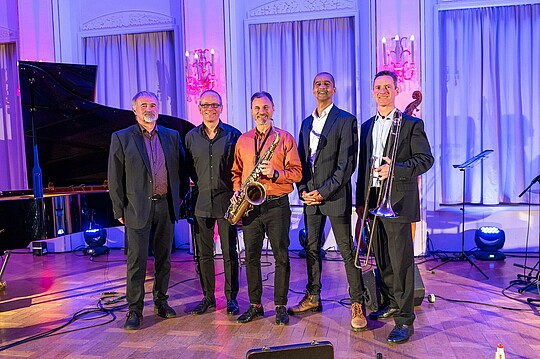 Wirtschaft trifft Kultur: Impressionen vom Konzert der LAMETTA FIVE in der Alten Börse am 30.11.2023. Bild erstellt von Hermann Hertrampf.