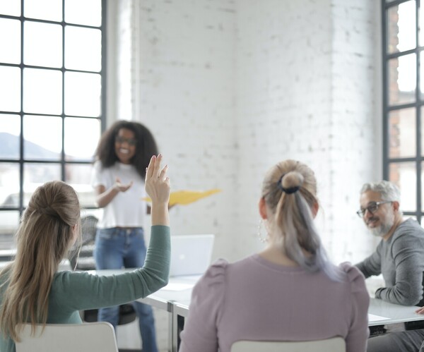 kleines Start-Up unterhält sich