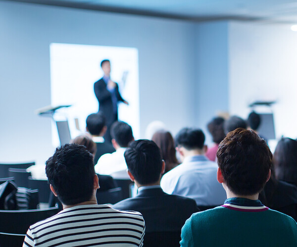 Veranstaltung Präsenz