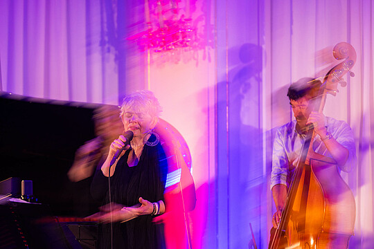 Impressionen von "Wirtschaft trifft Kultur" am 23.05.24 mit Pascal von Wroblewsky und dem Lora Kostina Trio,