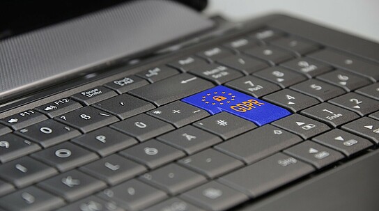 Tastatur mit GDPR auf der Eingabetaste