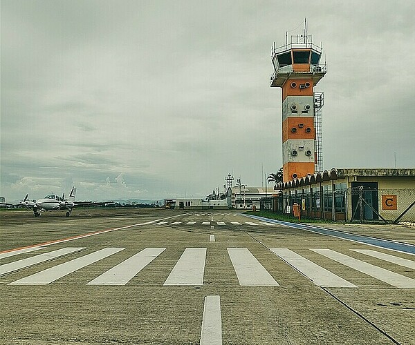 Flugzeuglandebahn