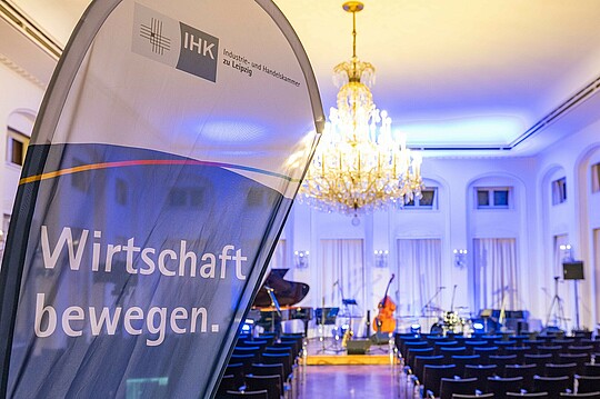 Wirtschaft trifft Kultur: Impressionen vom Konzert der LAMETTA FIVE in der Alten Börse am 30.11.2023. Bild erstellt von Hermann Hertrampf.