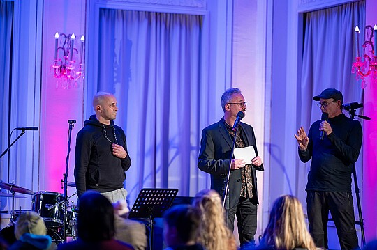 Wirtschaft trifft Kultur: Impressionen vom Konzert der LAMETTA FIVE in der Alten Börse am 30.11.2023. Bild erstellt von Hermann Hertrampf.