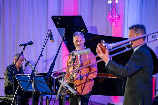 Wirtschaft trifft Kultur: Impressionen vom Konzert der LAMETTA FIVE in der Alten Börse am 30.11.2023. Bild erstellt von Hermann Hertrampf.