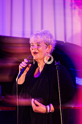 Impressionen von "Wirtschaft trifft Kultur" am 23.05.24 mit Pascal von Wroblewsky und dem Lora Kostina Trio