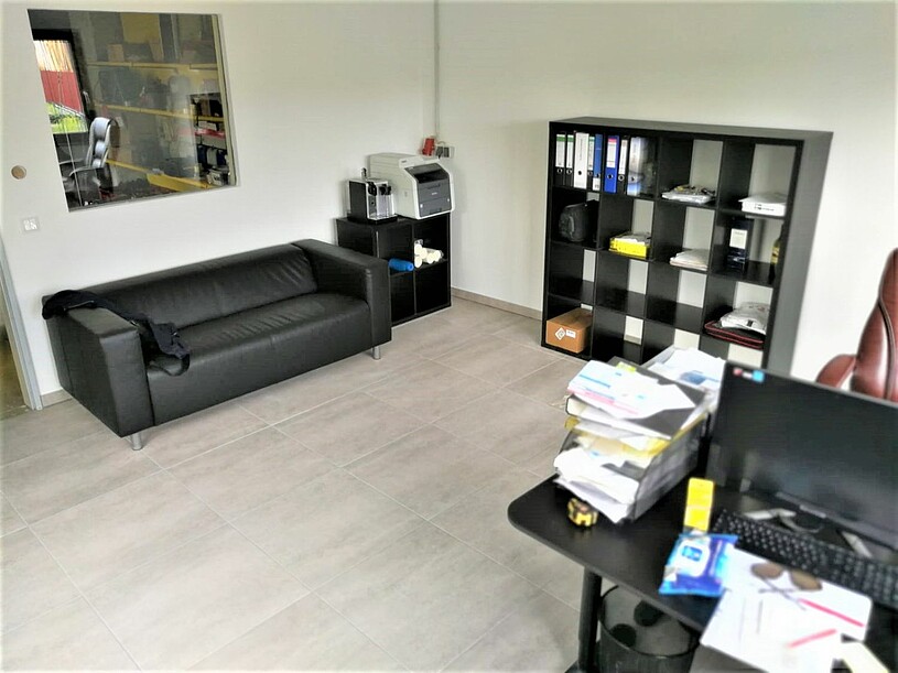 Leipzig, Werkstättenweg 9: Büro