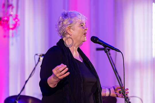 Impressionen von "Wirtschaft trifft Kultur" am 23.05.24 mit Pascal von Wroblewsky und dem Lora Kostina Trio